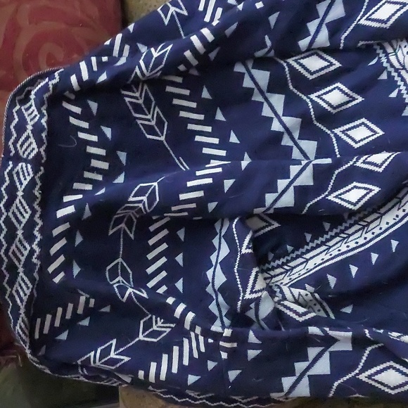 Sweater - Picture 3 of 3